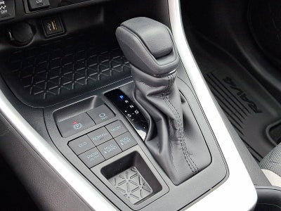 2025 Toyota RAV4 XLE AWD (Natl)