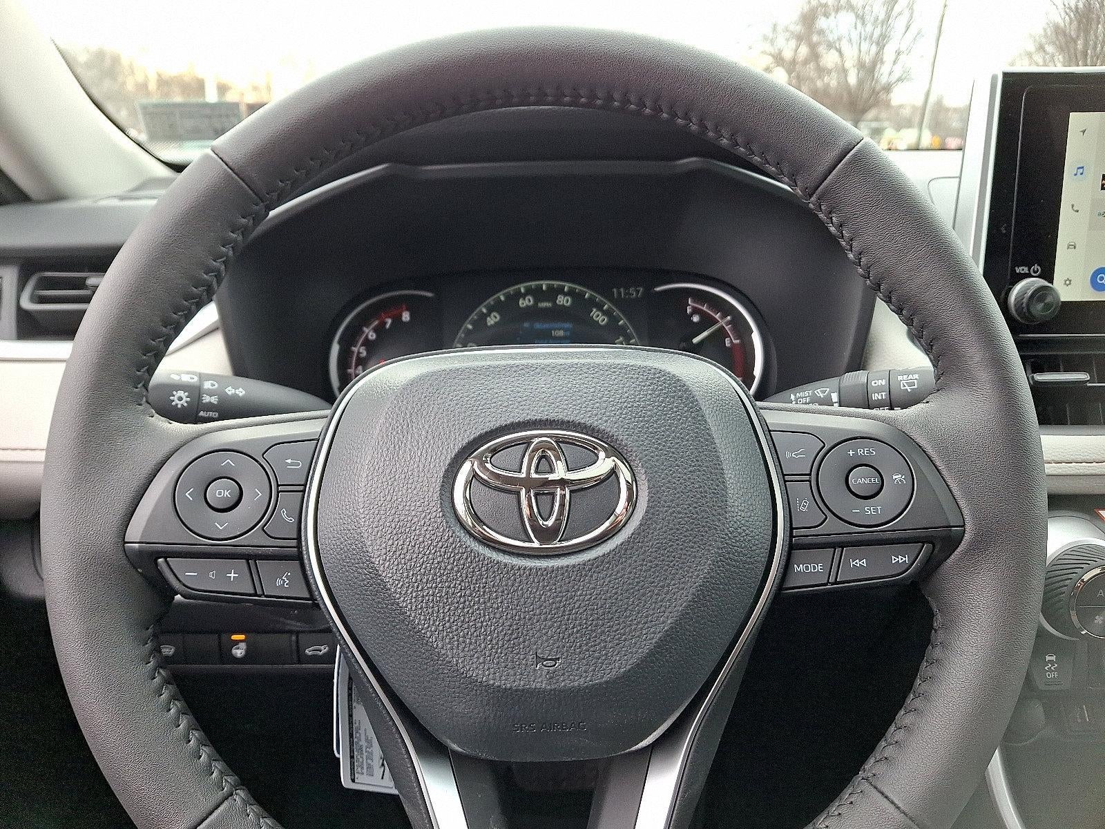 2025 Toyota RAV4 XLE AWD (Natl)