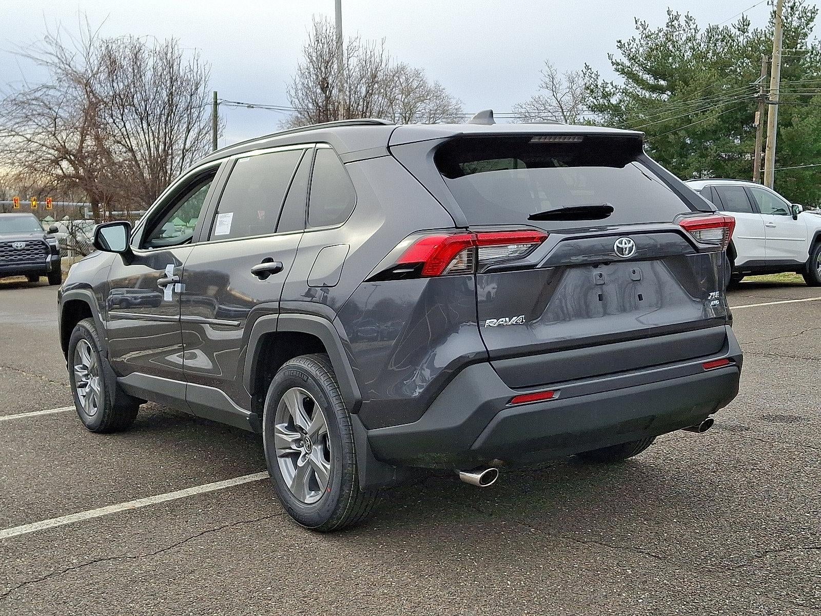 2025 Toyota RAV4 XLE AWD (Natl)