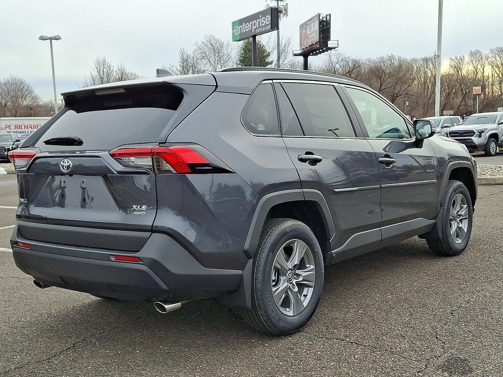2025 Toyota RAV4 XLE AWD (Natl)