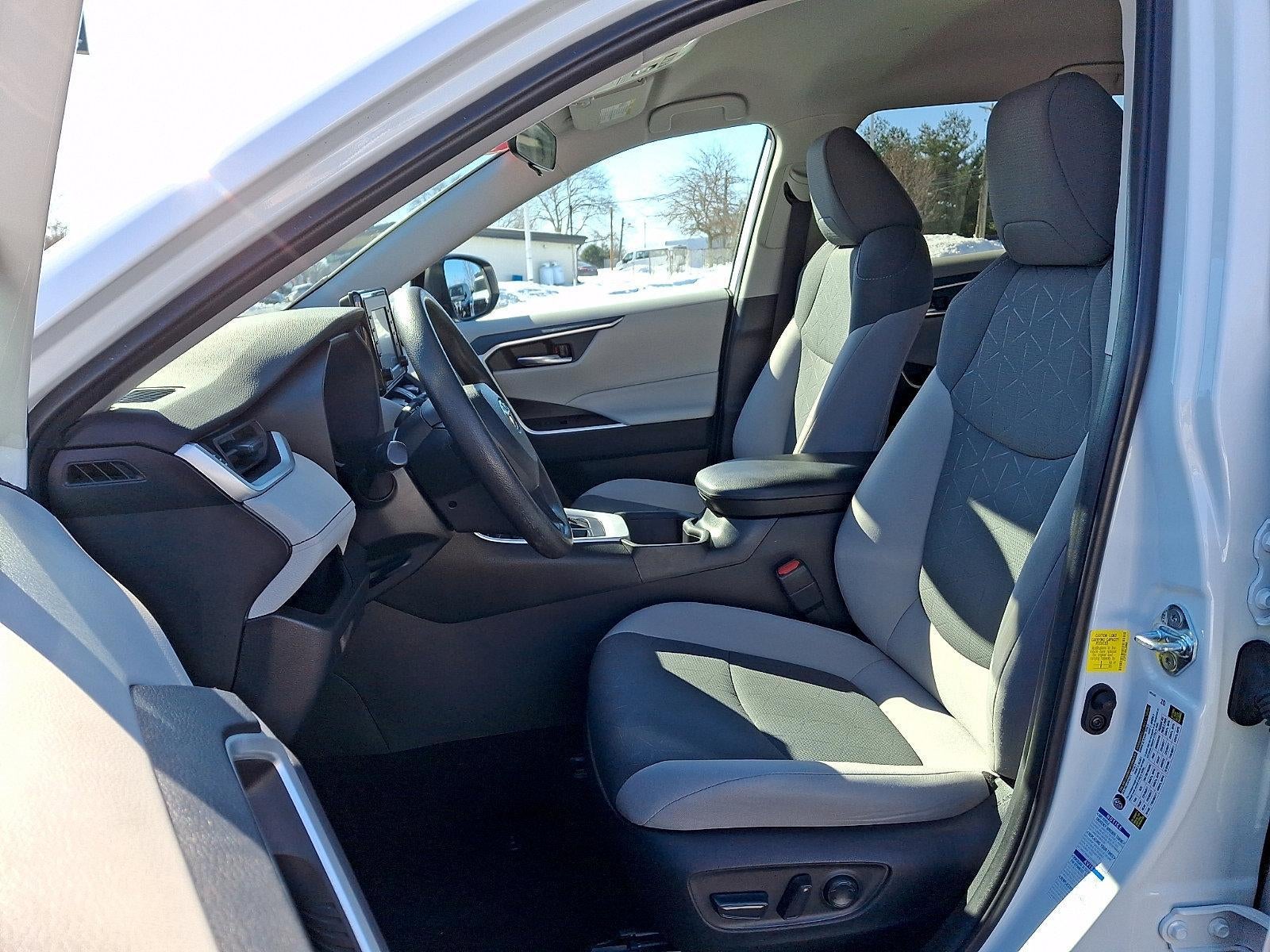 2022 Toyota RAV4 XLE AWD (Natl)