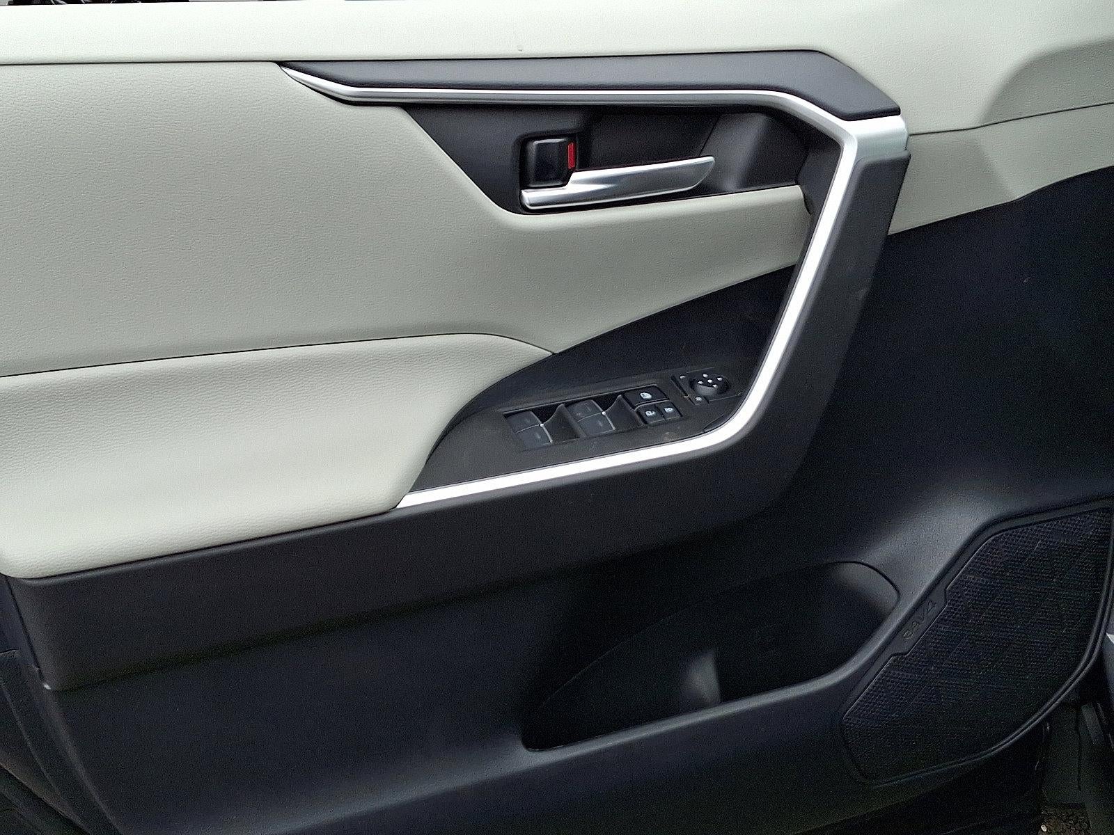 2025 Toyota RAV4 XLE AWD (Natl)