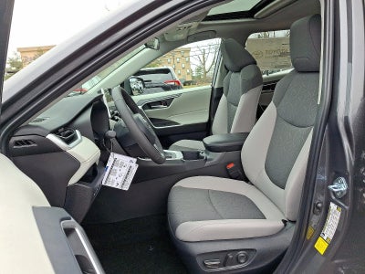 2025 Toyota RAV4 XLE AWD (Natl)