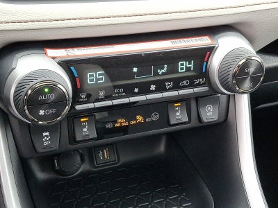 2025 Toyota RAV4 XLE AWD (Natl)