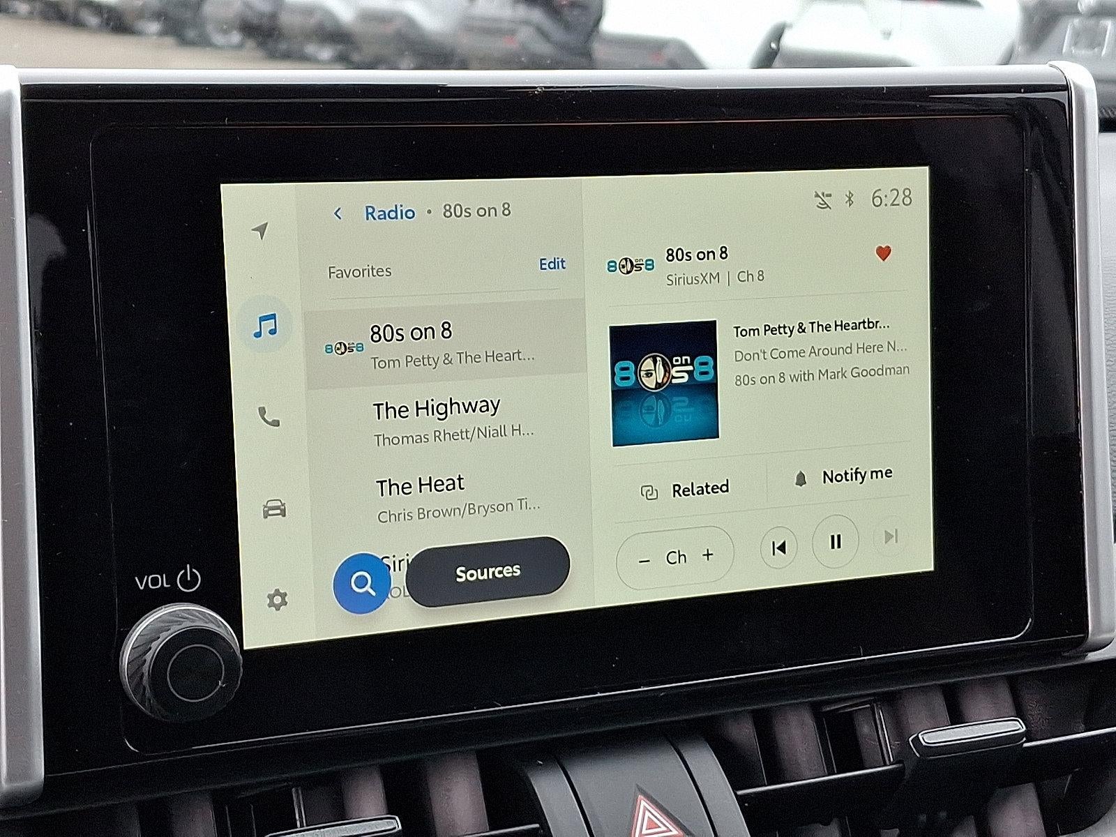 2025 Toyota RAV4 XLE AWD (Natl)