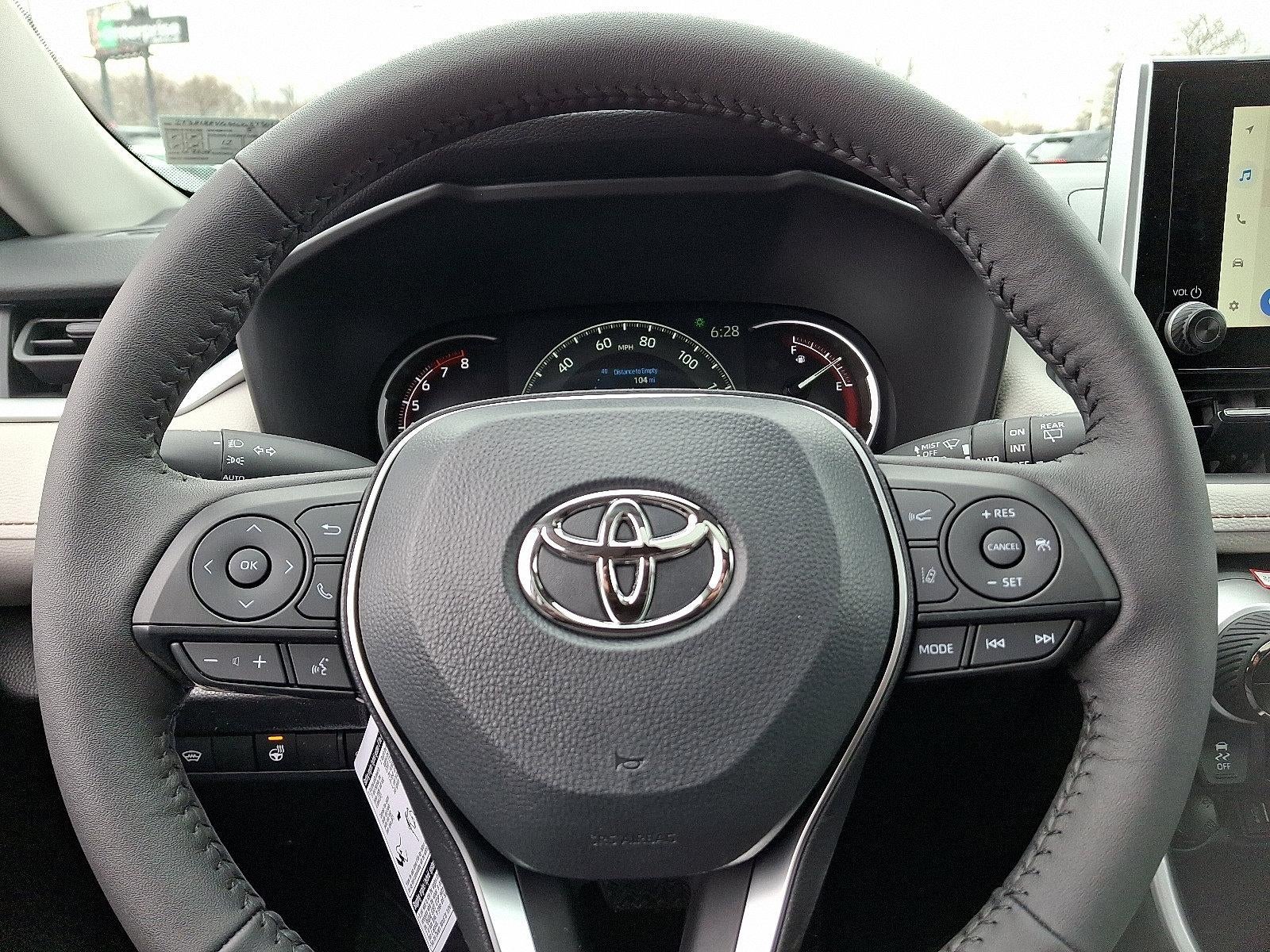 2025 Toyota RAV4 XLE AWD (Natl)