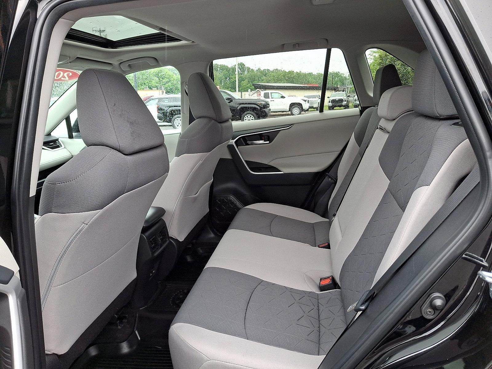 2023 Toyota RAV4 XLE AWD (Natl)