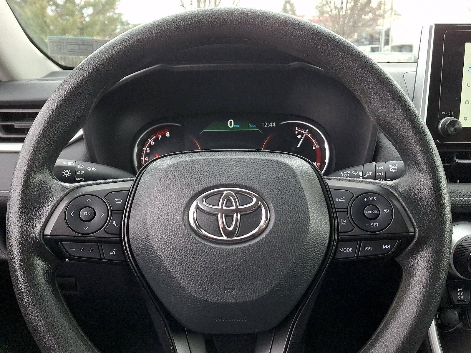 2025 Toyota RAV4 XLE AWD (Natl)