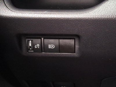 2025 Toyota RAV4 XLE AWD (Natl)