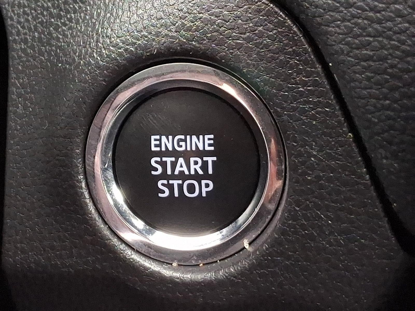 2025 Toyota RAV4 XLE AWD (Natl)