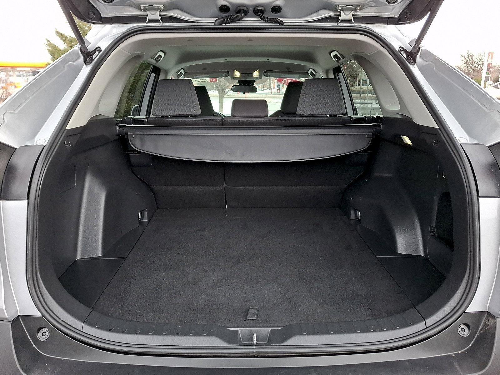 2025 Toyota RAV4 XLE AWD (Natl)