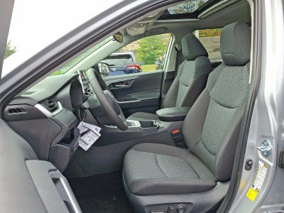 2025 Toyota RAV4 XLE AWD (Natl)