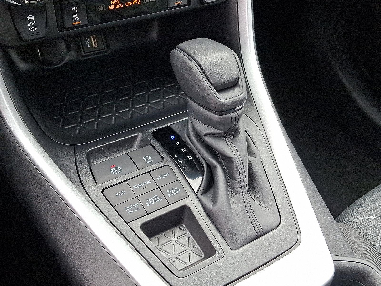 2025 Toyota RAV4 XLE AWD (Natl)