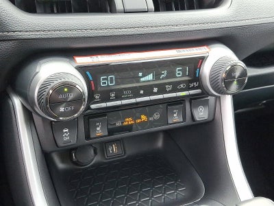 2025 Toyota RAV4 XLE AWD (Natl)