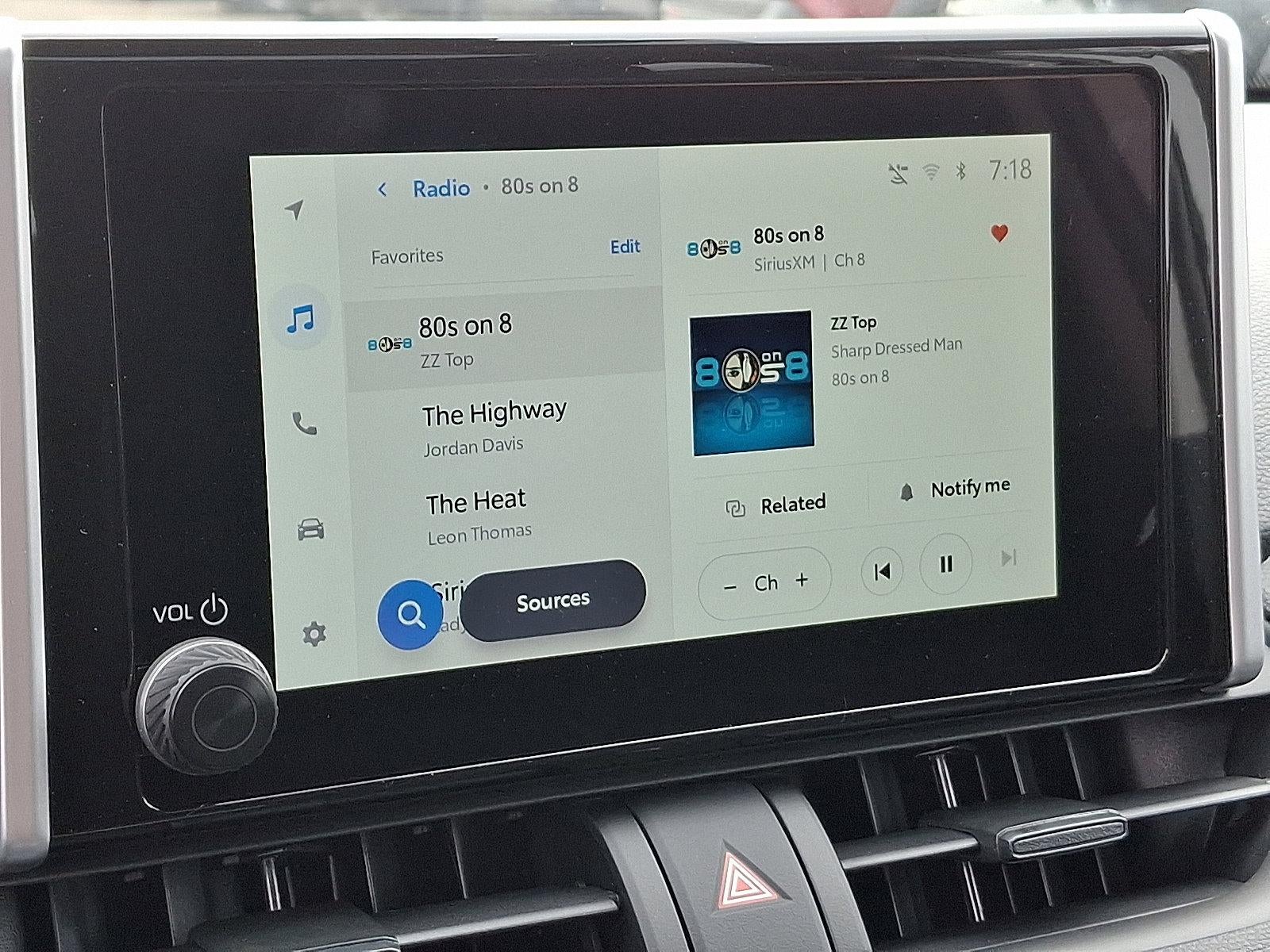 2025 Toyota RAV4 XLE AWD (Natl)