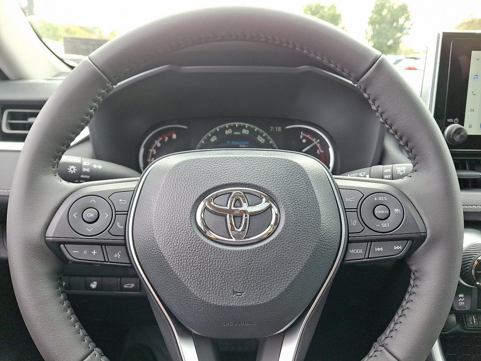 2025 Toyota RAV4 XLE AWD (Natl)
