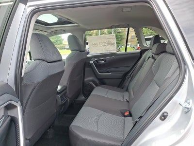 2025 Toyota RAV4 XLE AWD (Natl)