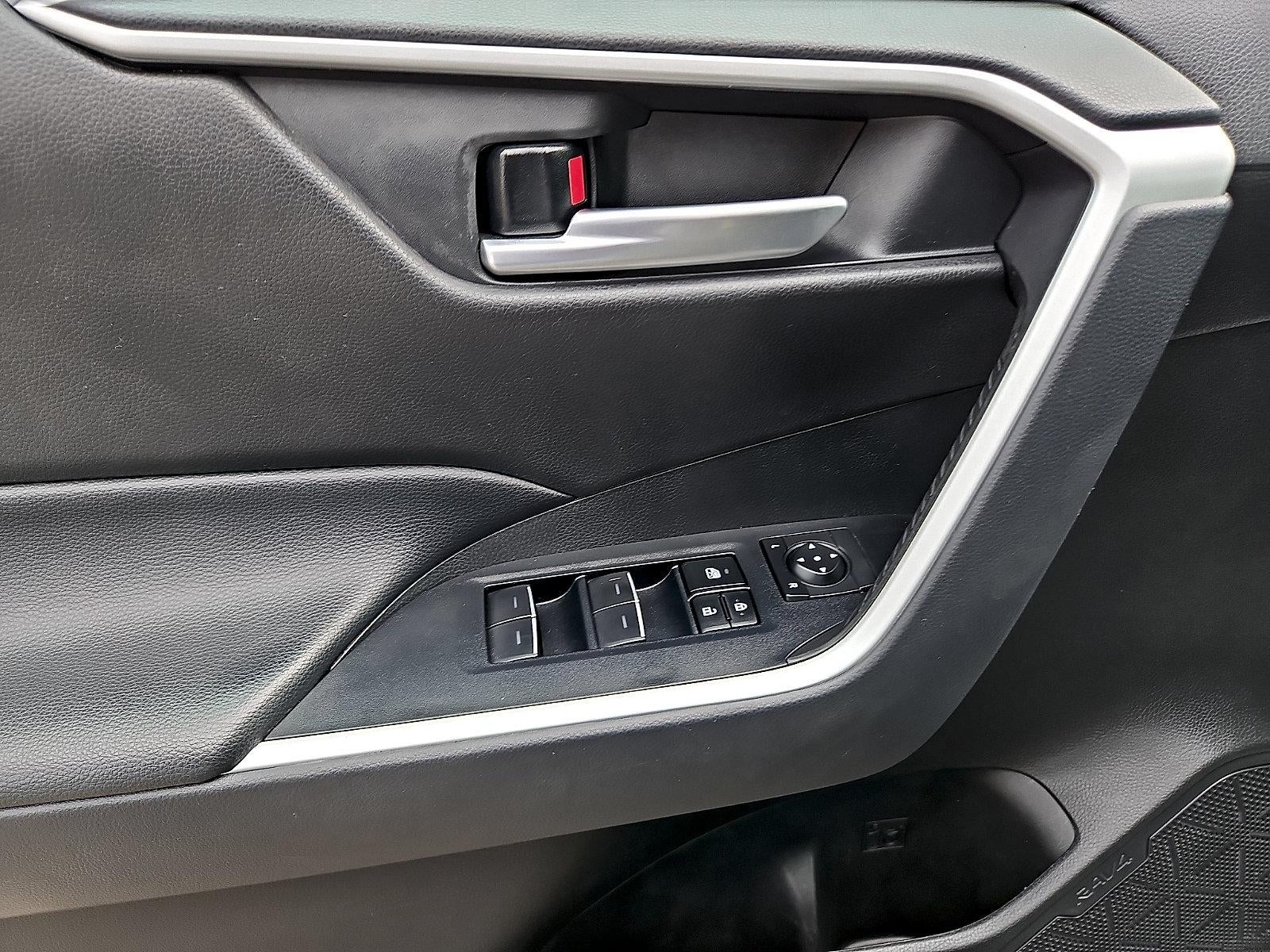2025 Toyota RAV4 Hybrid XLE AWD (Natl)