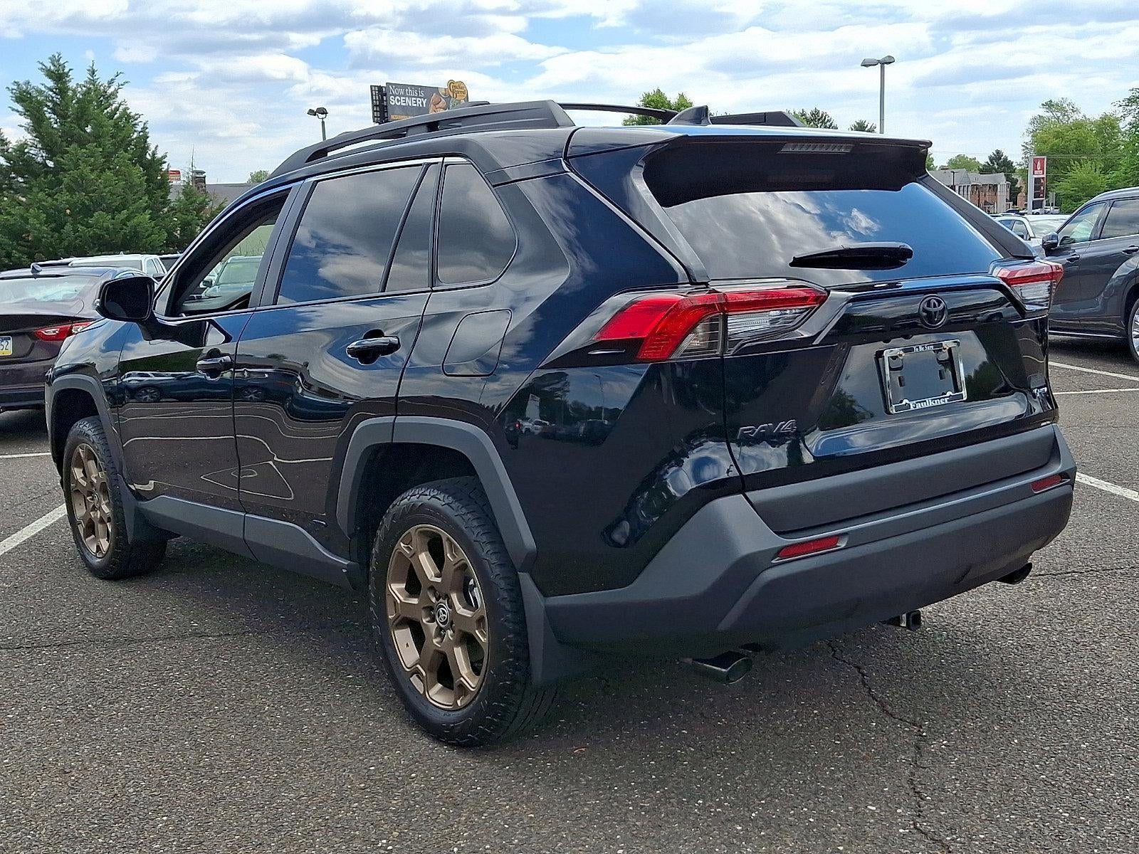 2025 Toyota RAV4 Hybrid Woodland AWD (Natl)