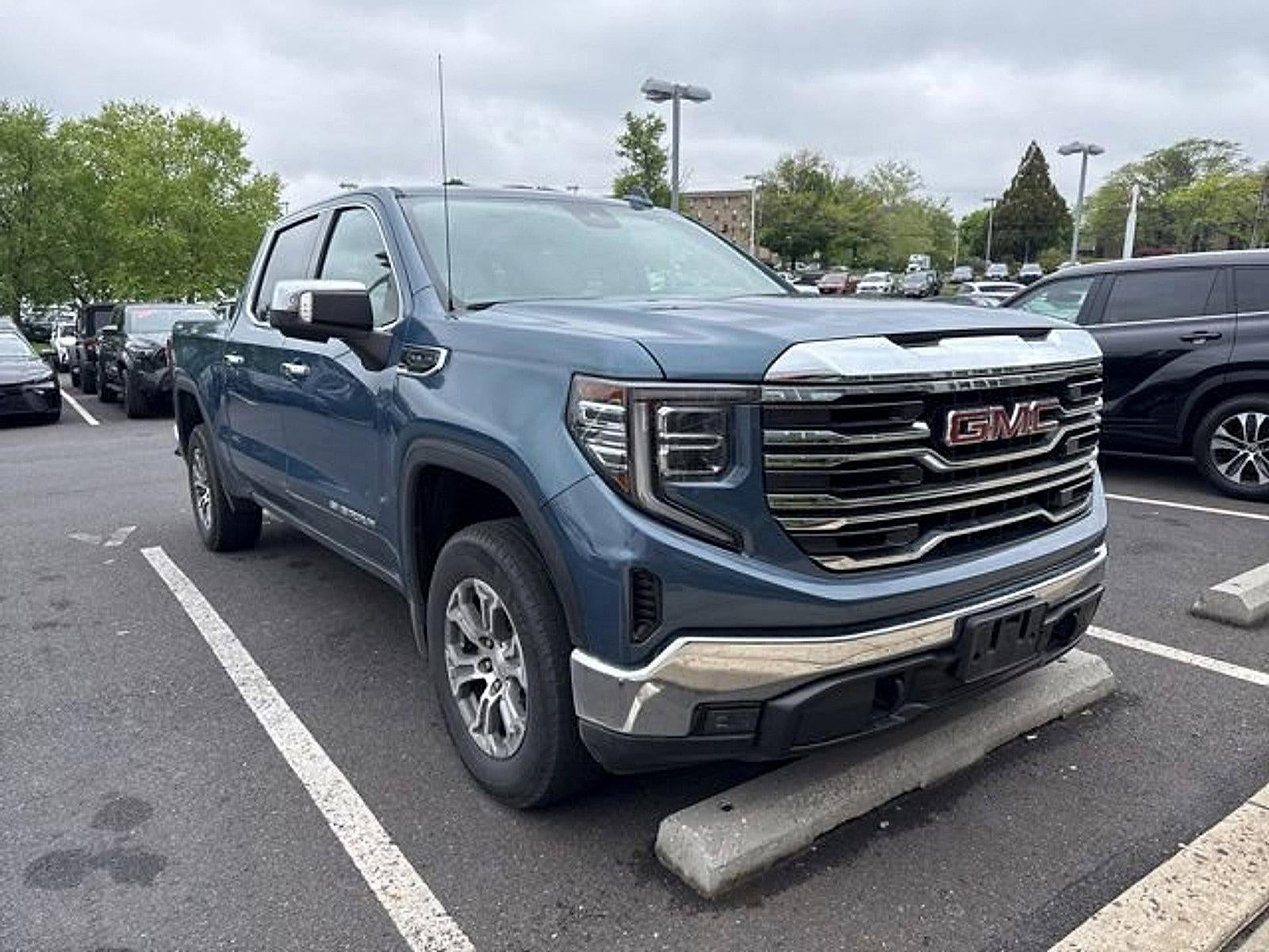 2024 GMC Sierra 1500 Crew Cab Short Box 4-Wheel Drive SLT