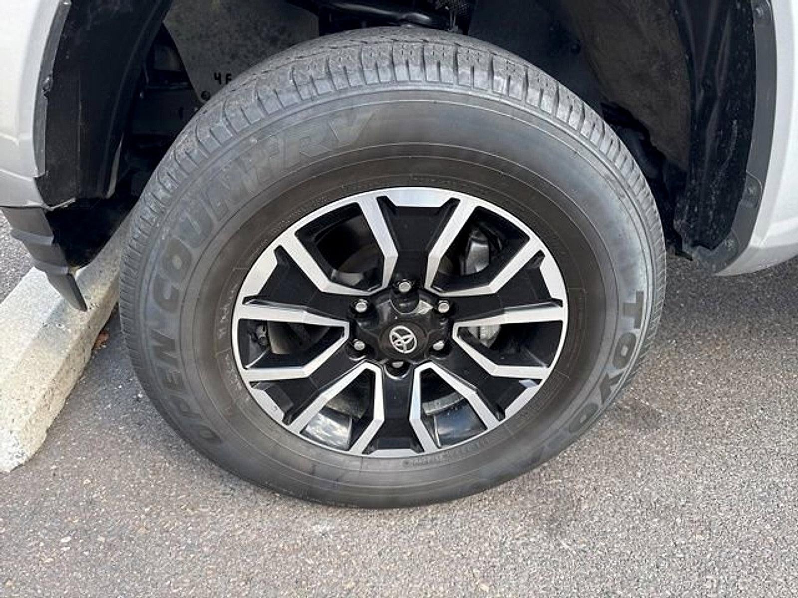 2023 Toyota Tacoma 4WD 4WD TRD Sport Double Cab 5' Bed V6 AT (Natl)