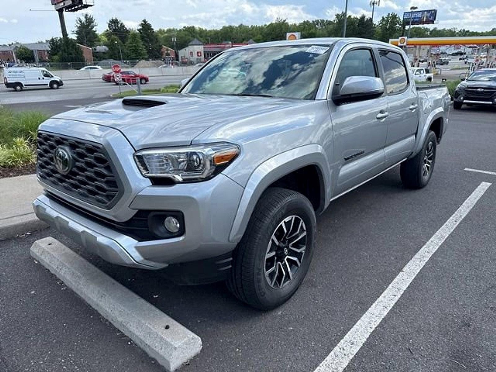 2023 Toyota Tacoma 4WD 4WD TRD Sport Double Cab 5' Bed V6 AT (Natl)