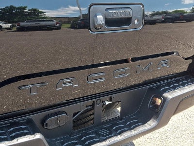 2023 Toyota Tacoma 4WD 4WD SR Double Cab 5' Bed V6 AT (GS)