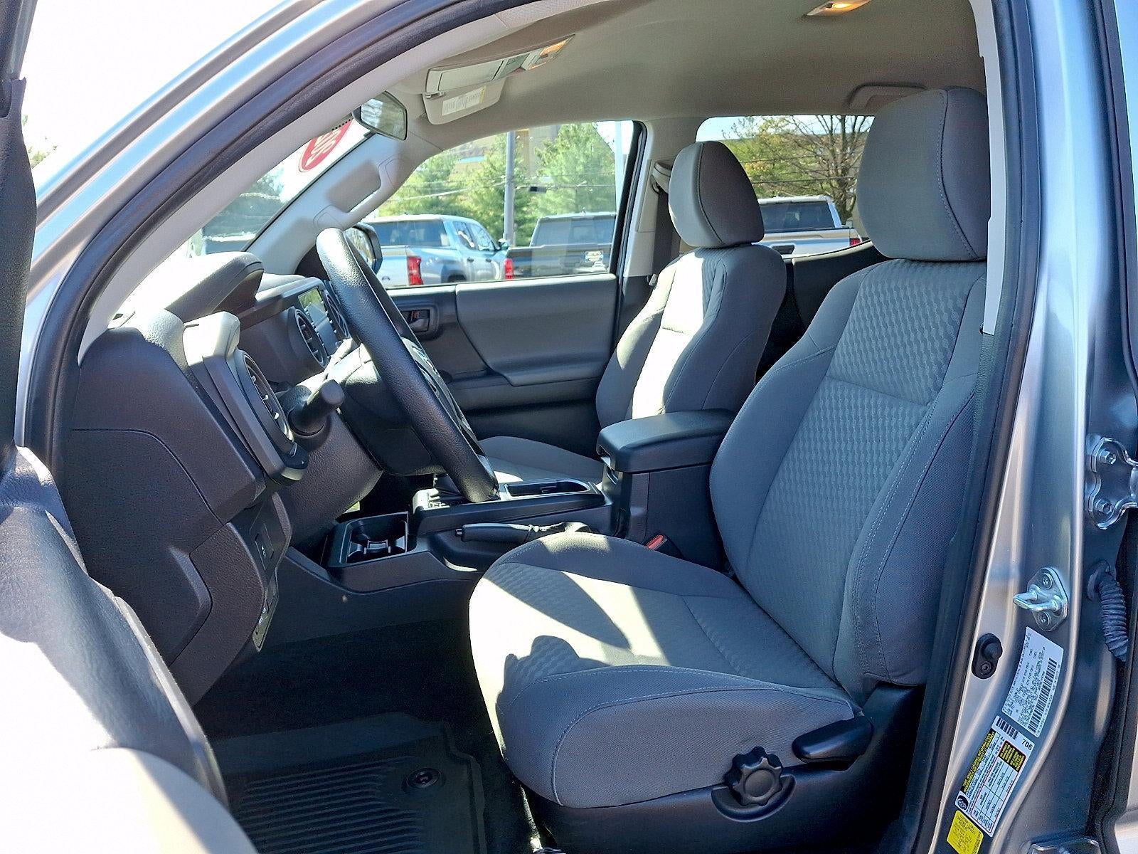 2022 Toyota Tacoma 4WD 4WD SR Double Cab 5' Bed V6 AT (GS)