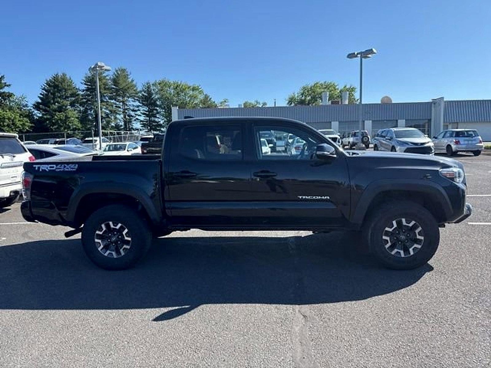 2023 Toyota Tacoma 4WD 4WD TRD Off Road Double Cab 5' Bed V6 AT (Natl)