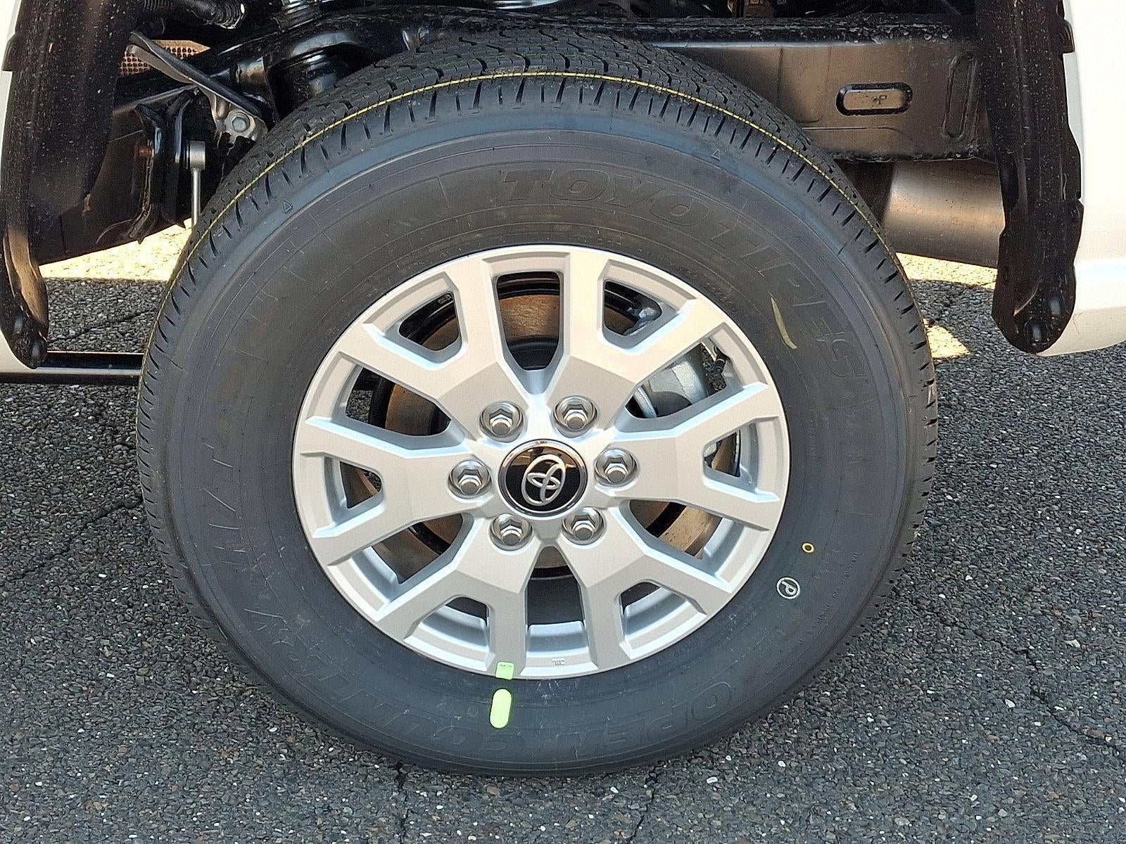 2026 Toyota Tacoma 2WD 2WD SR5 Double Cab 5' Bed AT (SE)