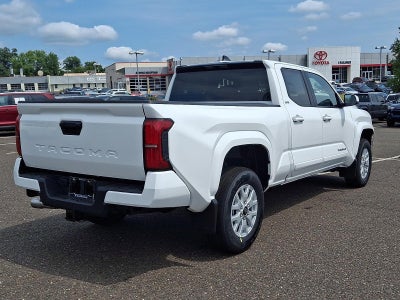 2026 Toyota Tacoma 2WD 2WD SR5 Double Cab 5' Bed AT (SE)