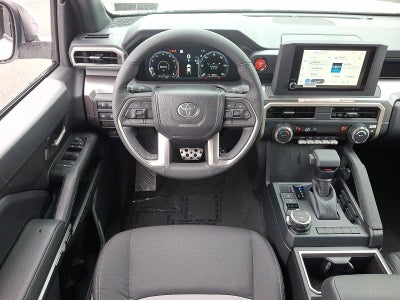 2025 Toyota Tacoma 4WD 4WD TRD Sport Double Cab 5' Bed AT (Natl)
