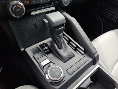2026 Toyota Tacoma 4WD 4WD SR5 Double Cab 5' Bed AT (GS)