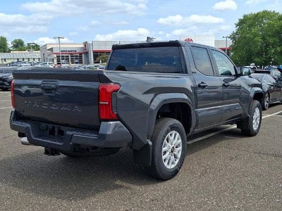 2026 Toyota Tacoma 4WD 4WD SR5 Double Cab 5' Bed AT (GS)
