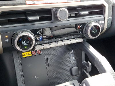 2026 Toyota Tacoma 4WD 4WD Limited Double Cab 5' Bed AT (Natl)