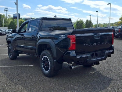 2026 Toyota Tacoma 4WD 4WD TRD Off Road Double Cab 5' Bed AT (Natl)