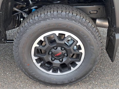 2026 Toyota Tacoma 4WD 4WD TRD Off Road Double Cab 5' Bed AT (Natl)