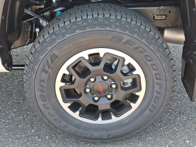 2025 Toyota Tacoma 4WD 4WD TRD Off Road Double Cab 5' Bed AT (Natl)