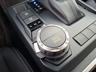 2026 Toyota Tacoma 4WD 4WD SR5 Double Cab 5' Bed AT (GS)