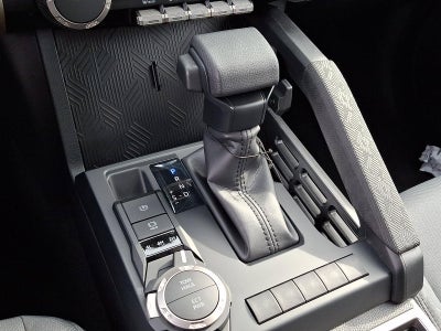 2026 Toyota Tacoma 2WD 2WD SR5 Double Cab 6' Bed AT (GS)