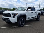 2026 Toyota Tacoma 4WD 4WD TRD Off Road Double Cab 5' Bed AT (Natl)