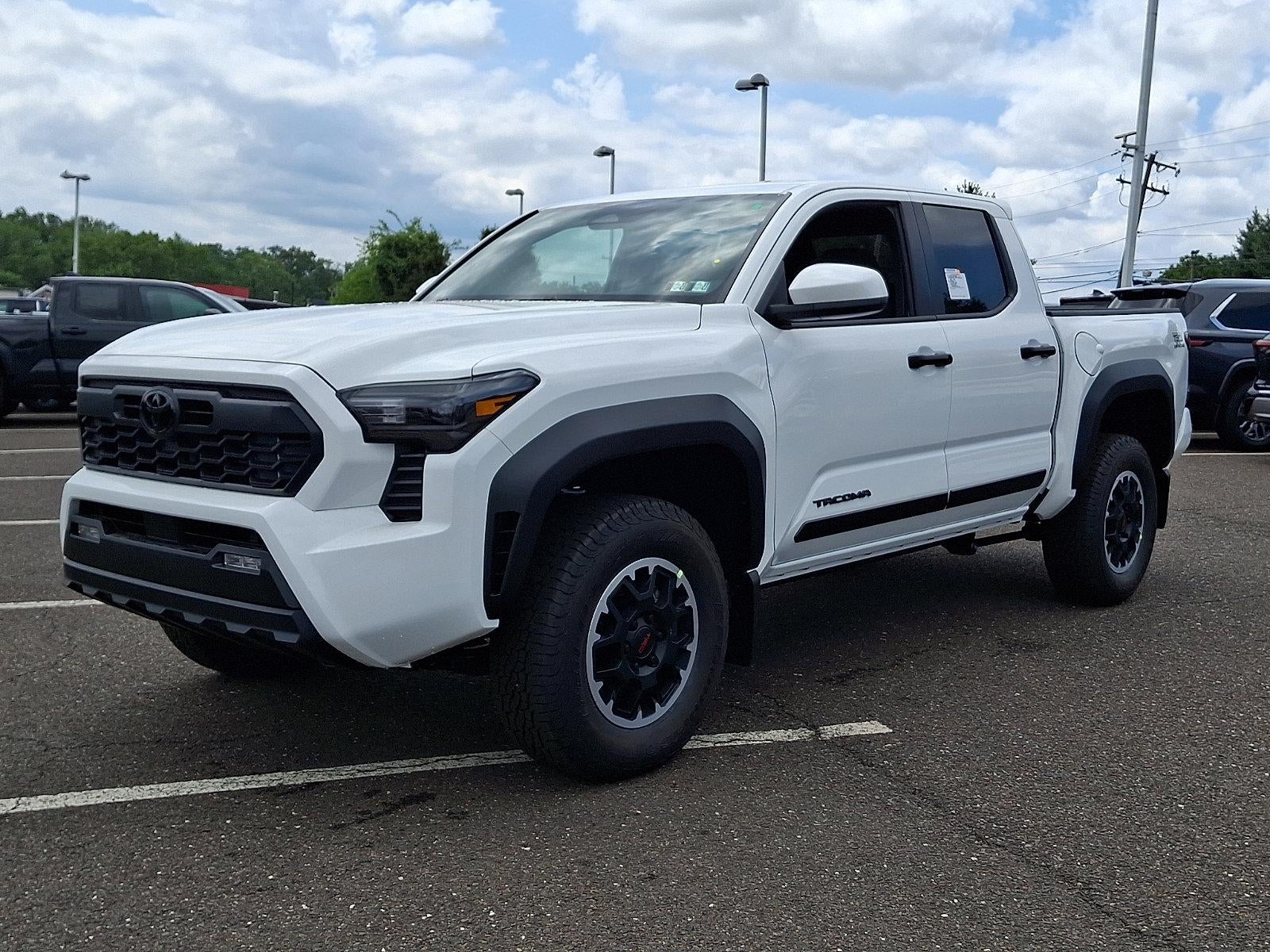 2026 Toyota Tacoma 4WD 4WD TRD Off Road Double Cab 5' Bed AT (Natl)