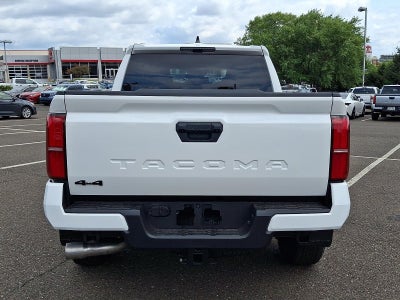 2026 Toyota Tacoma 4WD 4WD TRD Off Road Double Cab 5' Bed AT (Natl)
