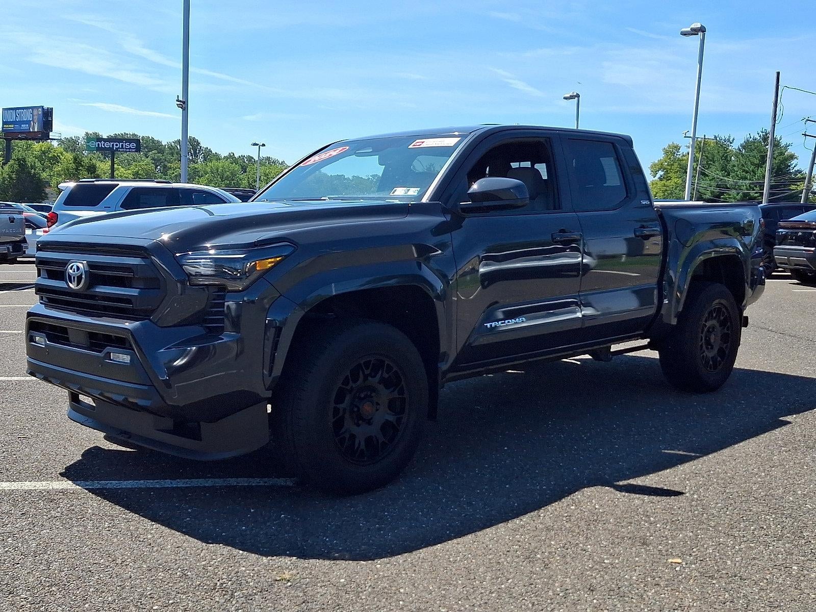 2024 Toyota Tacoma 4WD 4WD SR5 Double Cab 5' Bed AT (Natl)
