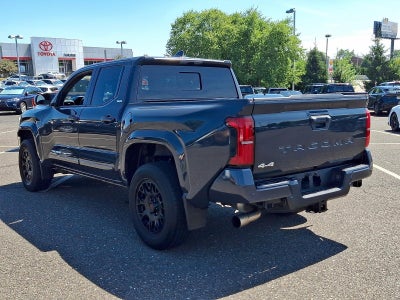 2024 Toyota Tacoma 4WD 4WD SR5 Double Cab 5' Bed AT (Natl)