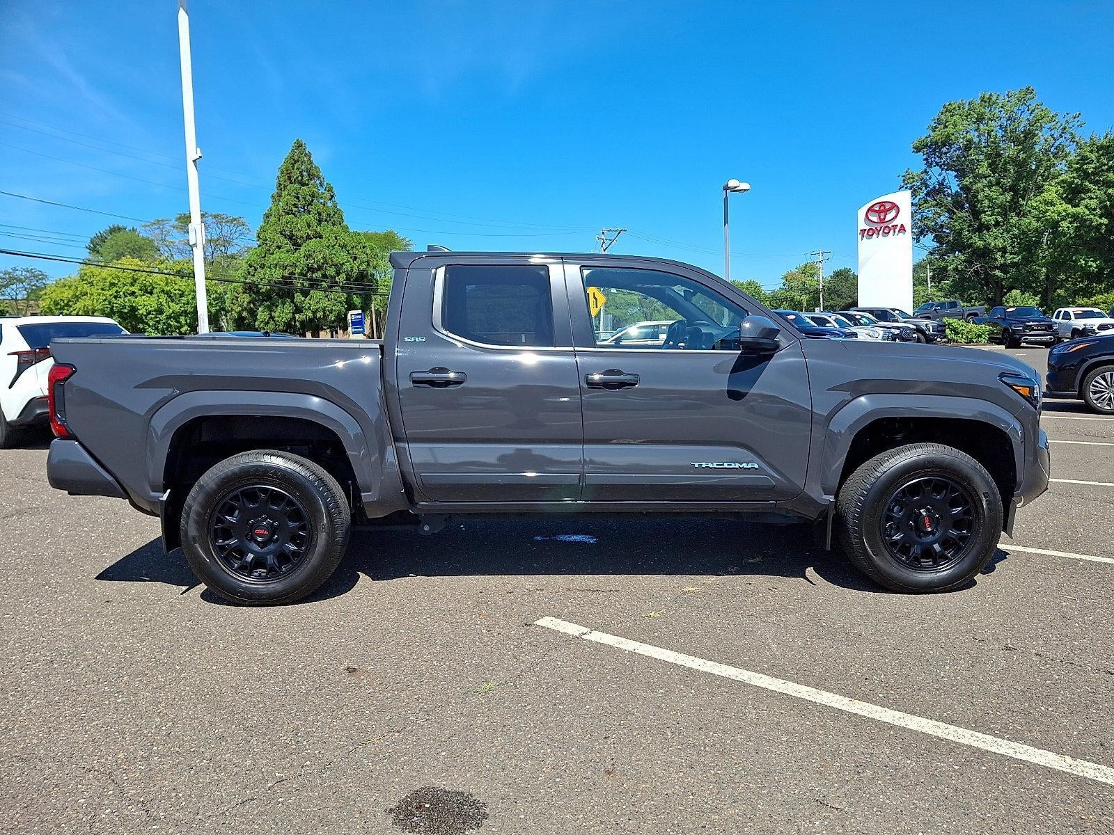 2024 Toyota Tacoma 4WD 4WD SR5 Double Cab 5' Bed AT (Natl)