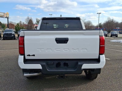 2025 Toyota Tacoma 4WD 4WD SR Double Cab 5' Bed AT (GS)
