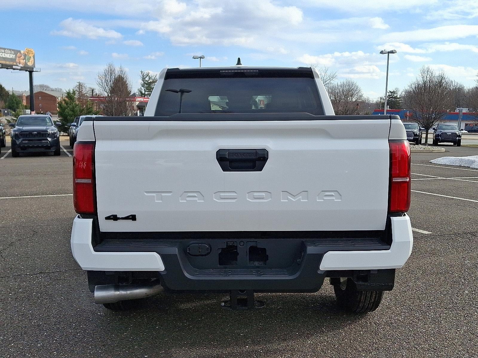 2025 Toyota Tacoma 4WD 4WD SR Double Cab 5' Bed AT (GS)