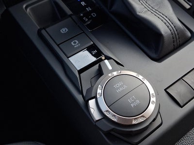 2026 Toyota Tacoma 4WD 4WD SR5 Double Cab 5' Bed AT (GS)