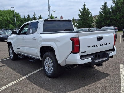 2026 Toyota Tacoma 4WD 4WD SR5 Double Cab 5' Bed AT (GS)